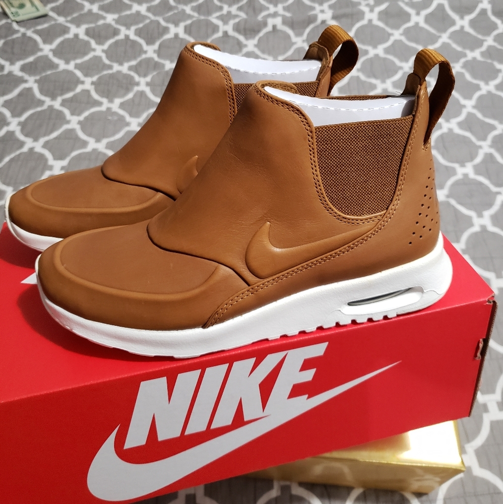 Nike Air Max Thea Mid Boot